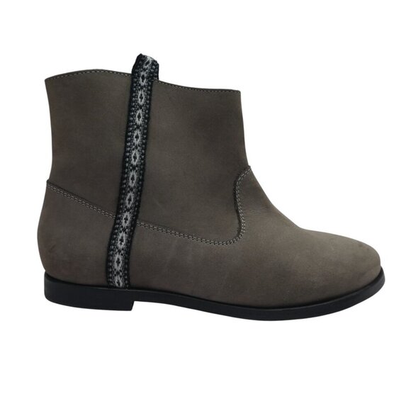 Fortress of Inca Anthropologie Taupe Gray Leather Woven Peruvian Ankle Boots - Picture 2 of 14